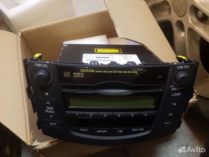 Штатная магнитола toyota rav4 86120-42280