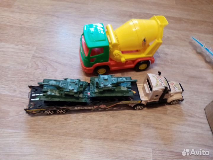 Машинки коробка