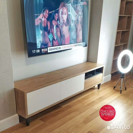 Тумба под телевизор