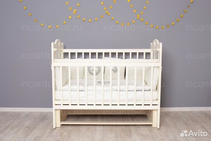 Детская кроватка на маятнике Incanto Sofi