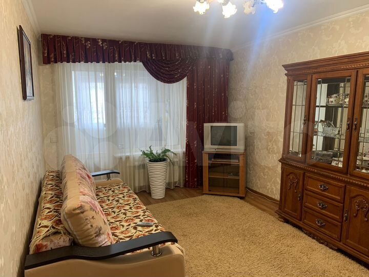 2-к. квартира, 46 м², 3/9 эт.