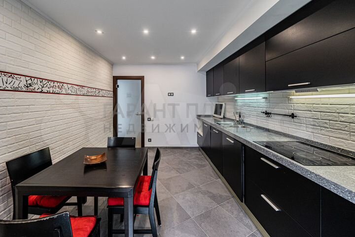 2-к. квартира, 66,9 м², 3/14 эт.