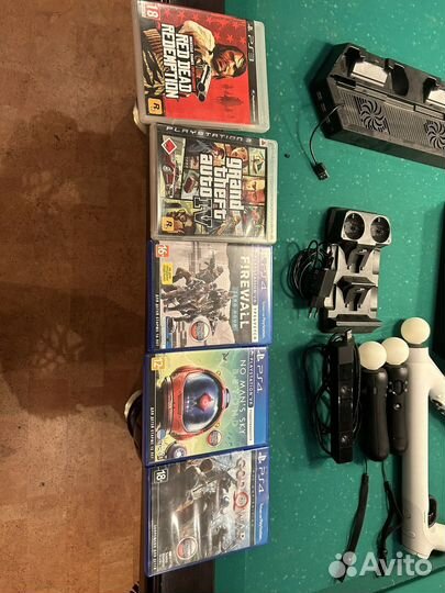 PS4, PS VR, 2 dual shock, 2 PS move, PS aim
