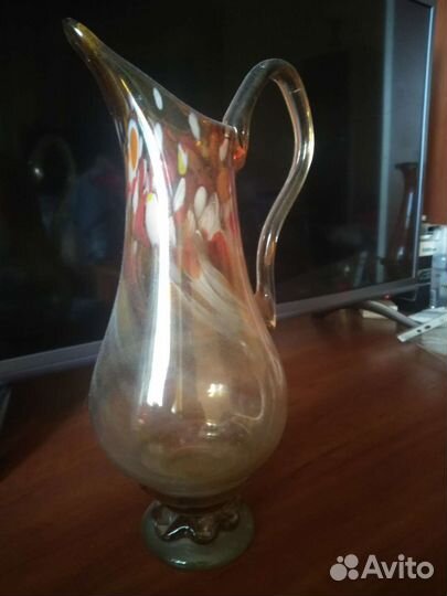 Статуэтки и вазы