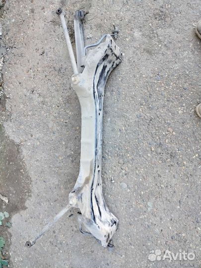 Задний подрамник хендай соната