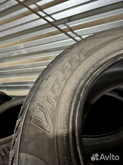 Viatti Brina Nordico V-522 205/65 R16 95T