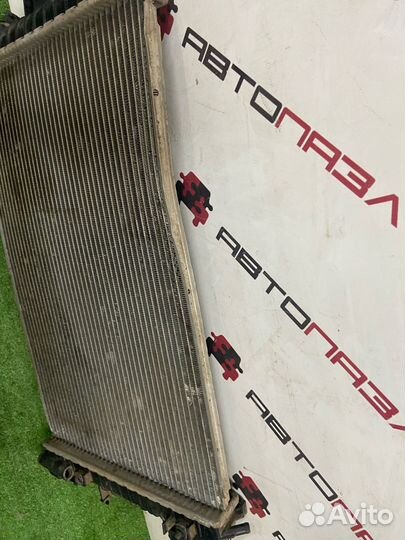 Радиатор охлаждения основной Opel Astra H 1.6