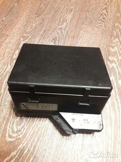 Корпус предохранителей bmw E34