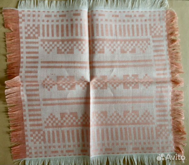 Тканевые салфетки и кухонные полотенца