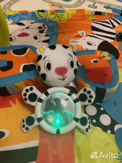 Развивающий коврик bright starts