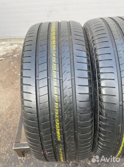 Bridgestone Alenza 001 285/45 R22 98W