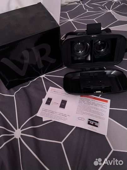 Очки виртуальной реальности для телефона