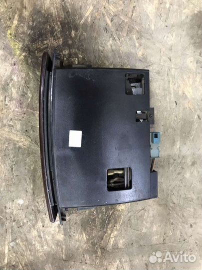 Пепельница передняя Mercedes-Benz S-Class W220 3.2