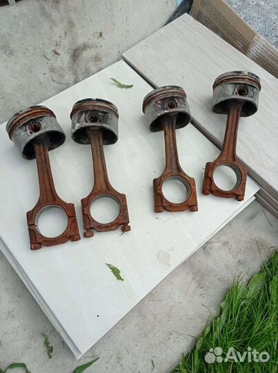 Поршни Ауди А4 1,6