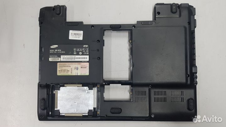 Ноутбук Samsung NP-R70 в разборе