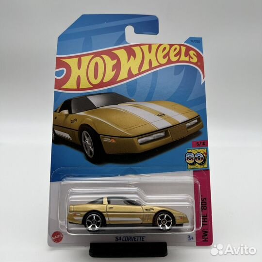 Hot Wheels 84 Corvette