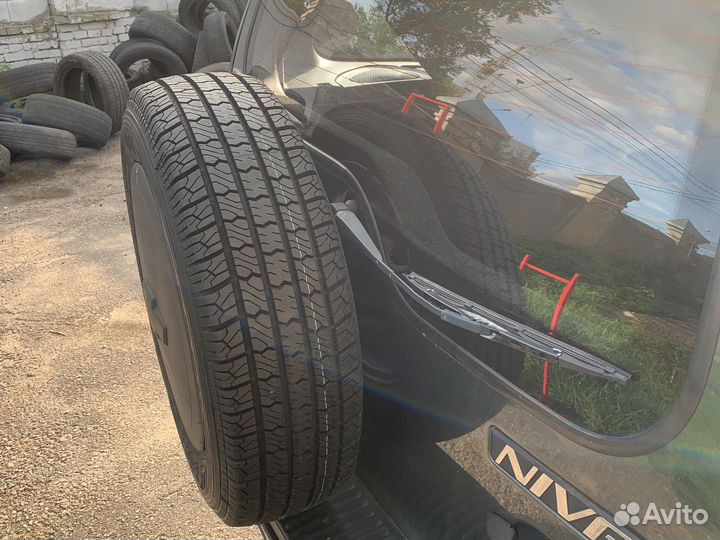 Chevrolet Niva 1.7 МТ, 2011, 97 855 км