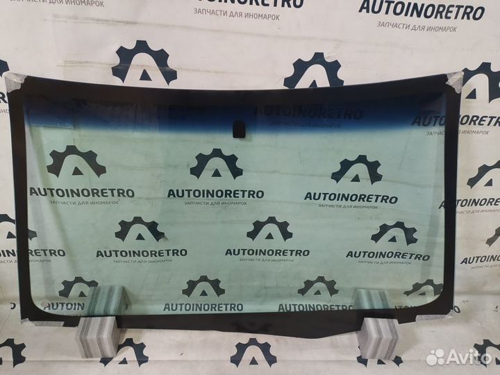 Стекло лобовое Mitsubishi Lancer lX 4/5D (00-07)