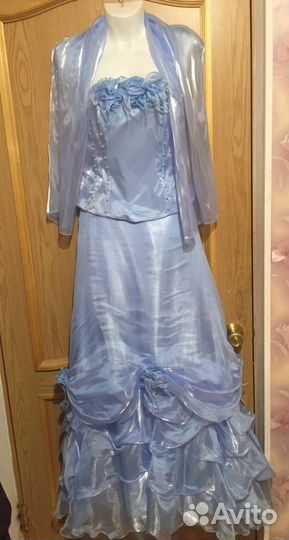 Бальное платье