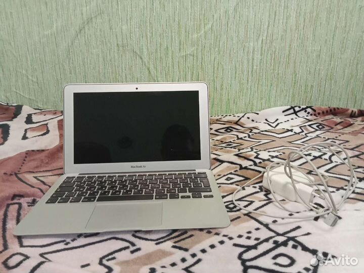 Apple MacBook Air 11 mid 2012