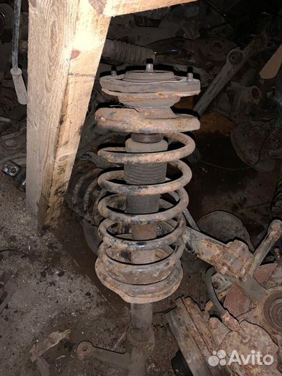 Передняя стойка skoda felicia 1