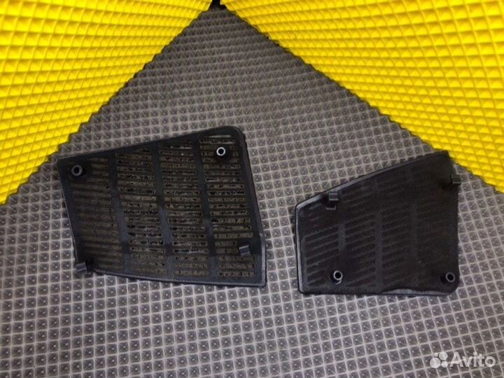 Сетки динамиков Mercedes-Benz 190E W201 M102.921