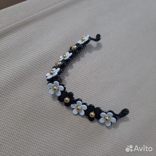 Заколка банан