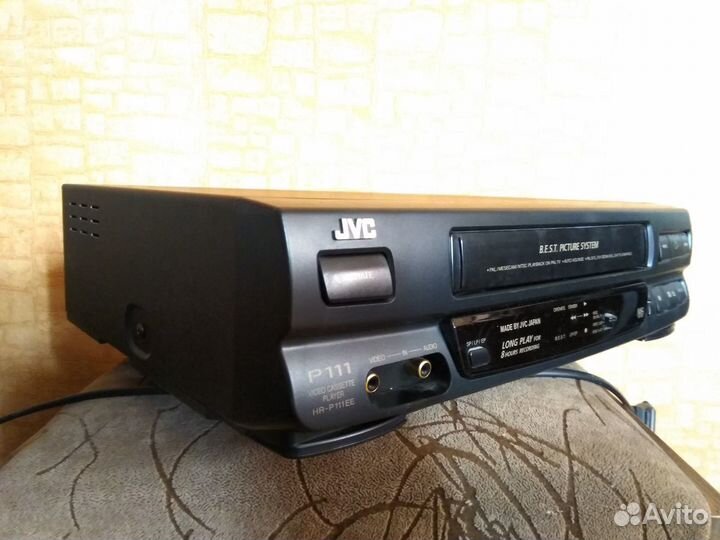 Видеомагнитофон