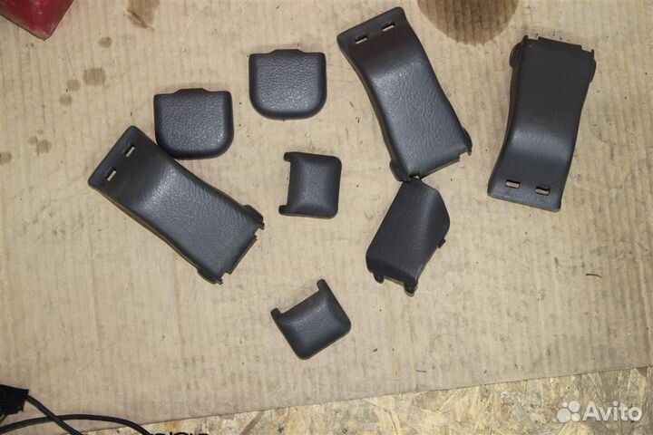 Накладка салазок сиденья Honda CR-V 1996-2002