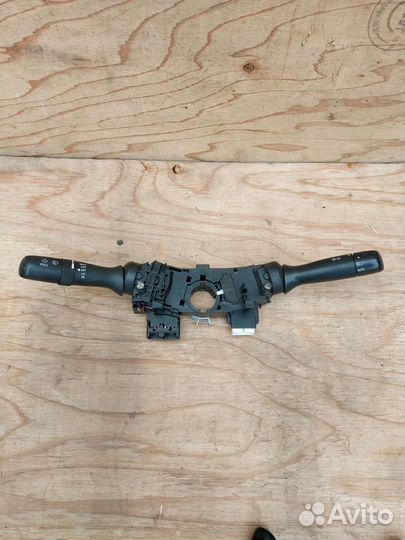 Переключатель подрулевой (стрекоза) Toyota Prius 2