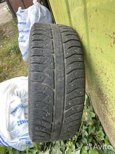 Bridgestone B250 205/55 R16