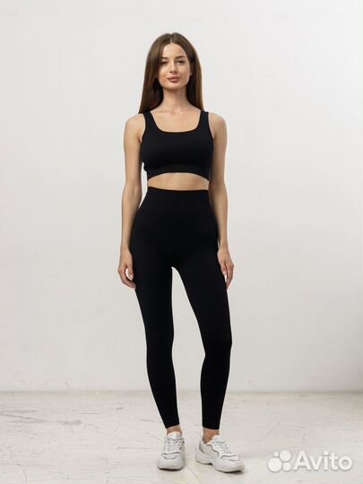 Спортивный костюм женский