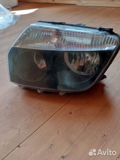 Фара на renault duster