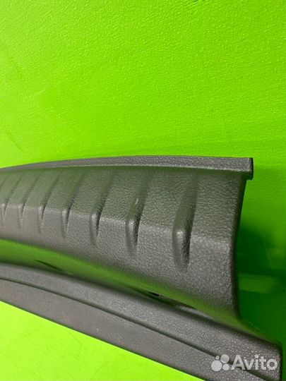 Накладка замка багажника Bmw 118I F20 N13B16 2015