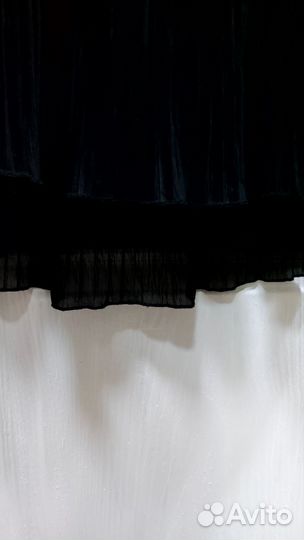 Платье трикотажное,чёрное, чокер в подарок