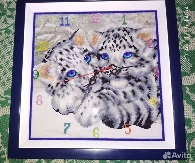 Часы Снежные барсы