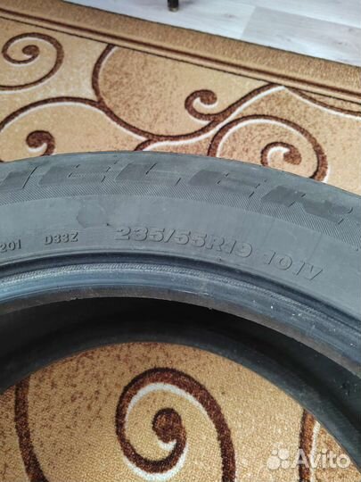 Bridgestone Dueler H/L 33 235/55 R19