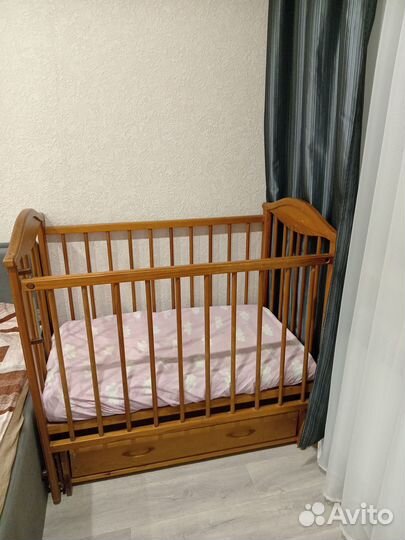 Детская кроватка