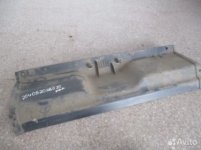 Накладка торпедо MAN 81614700030