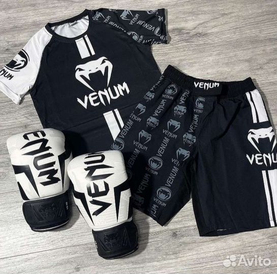 Рашгард и шорты для мма