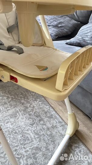 Стульчик для кормления белый шезлонг sweet baby