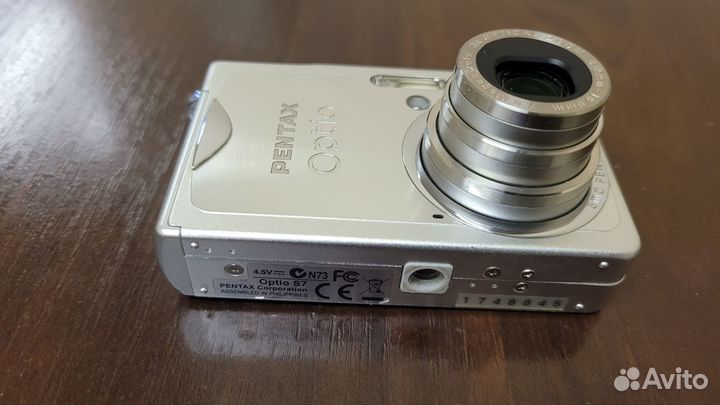 Мини-фотоаппарат Pentax Optio S7