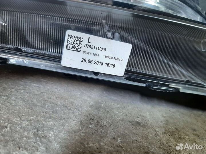 Фара левая Hyundai Tucson 3