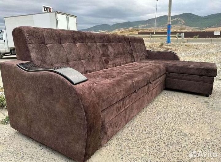 Угловой диван раскладной на заказ