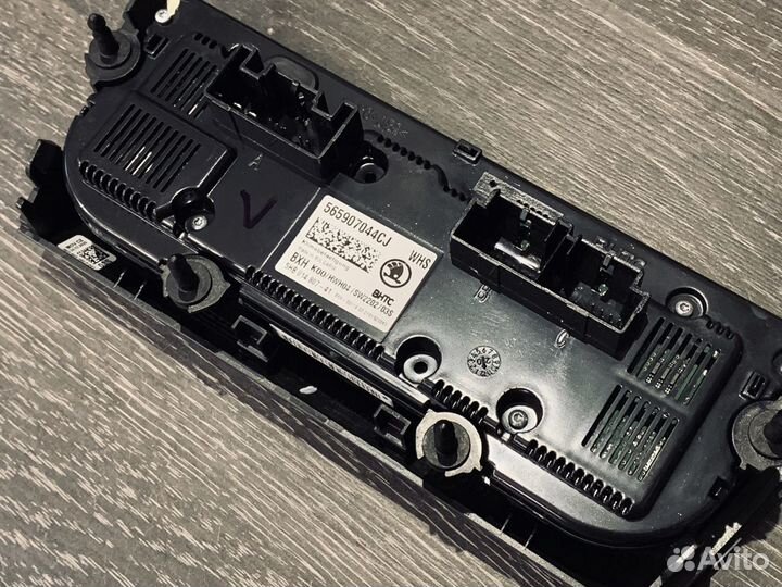 Новый климат контроль черный глянец octavia A7 FL