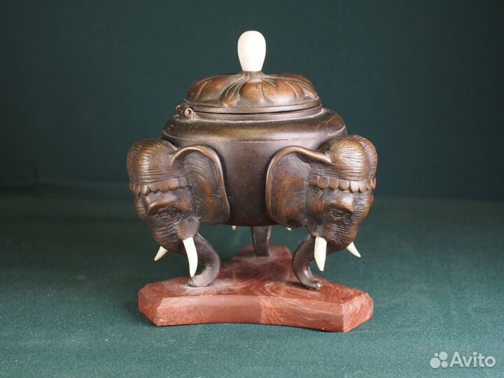 Антикварная бронзовая чернильница