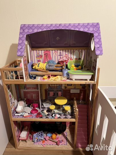 Большой кукольный домик деревянный