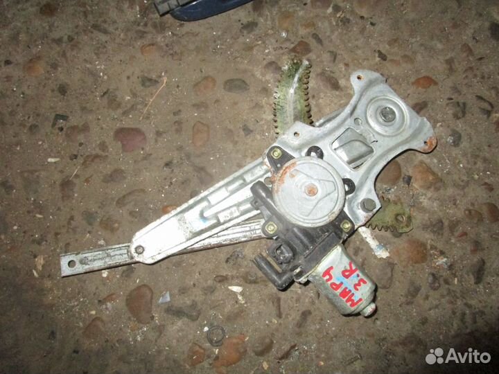 Стеклоподъемник задний правый Nissan March K12