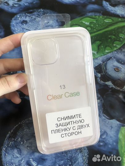 Чехол на iPhone 13