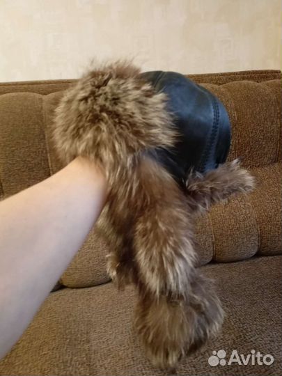 Шапка кожаная с мехом